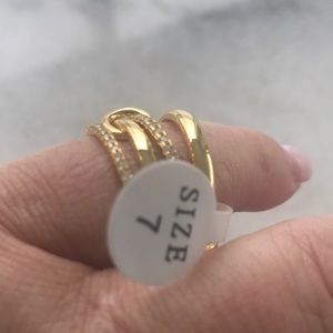 Size 7 18k gold and brass ring